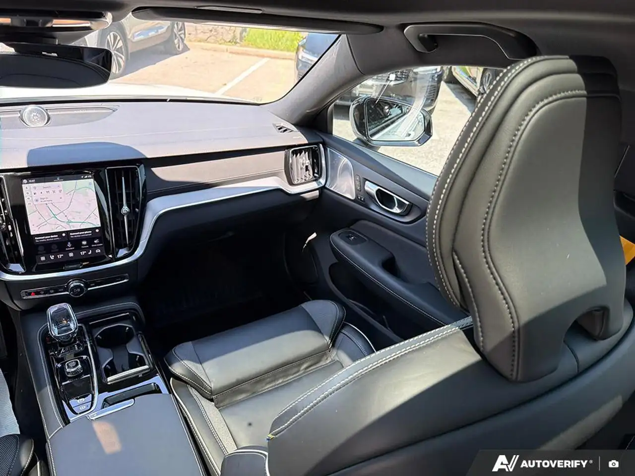 Volvo V60 снимка Volvo V60