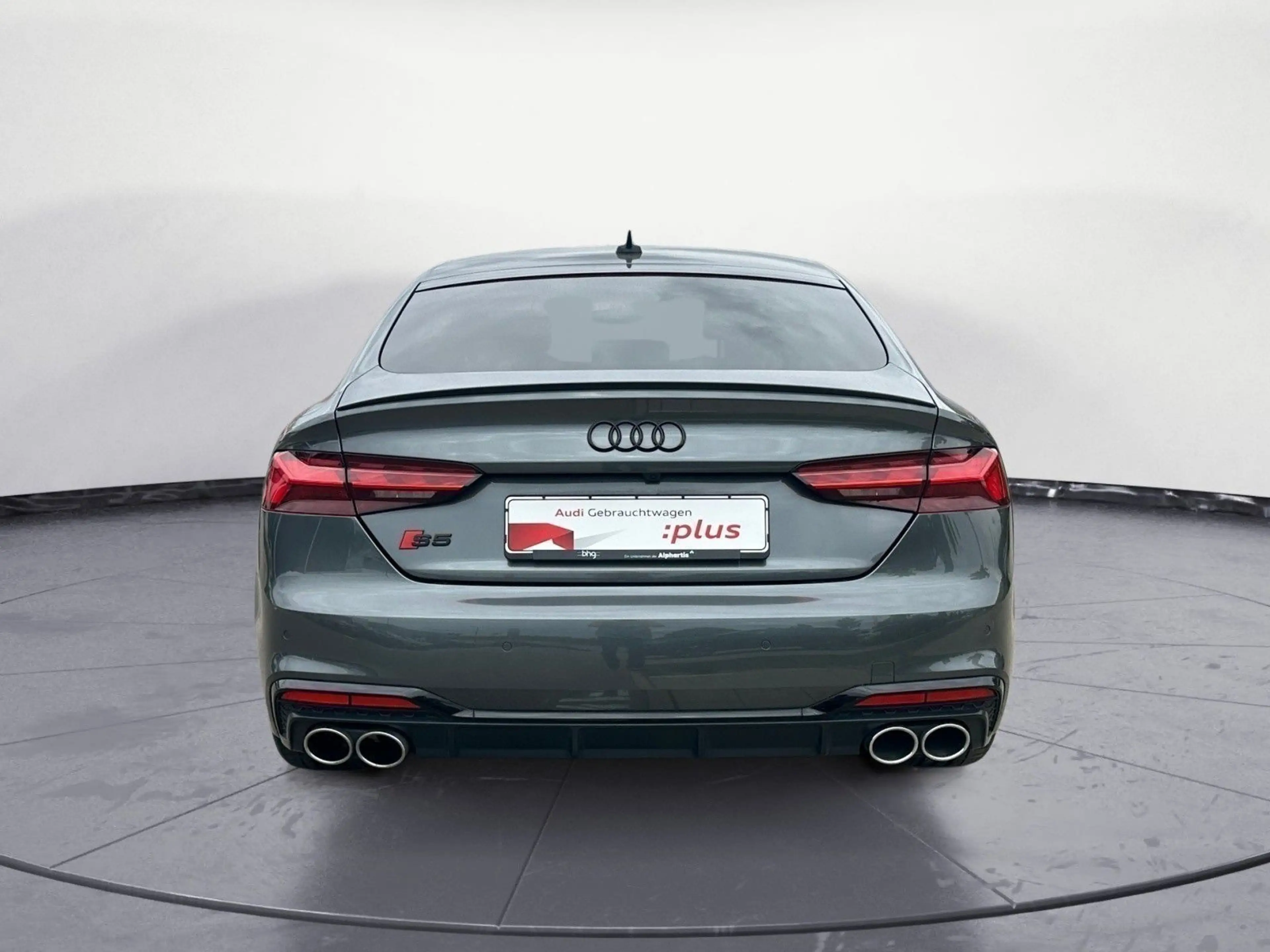 Audi S5 . — photo 5