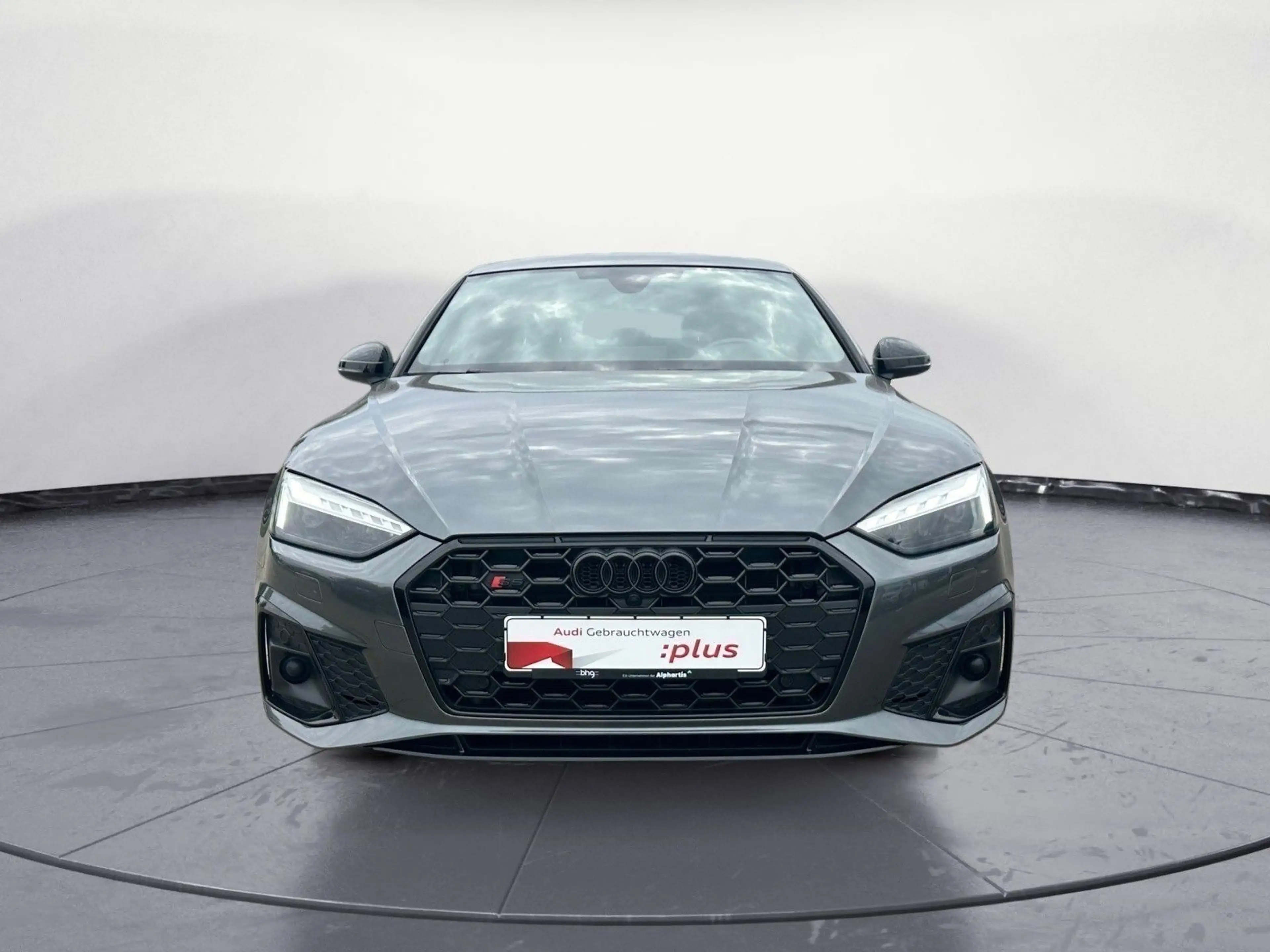Audi S5 . — photo 8