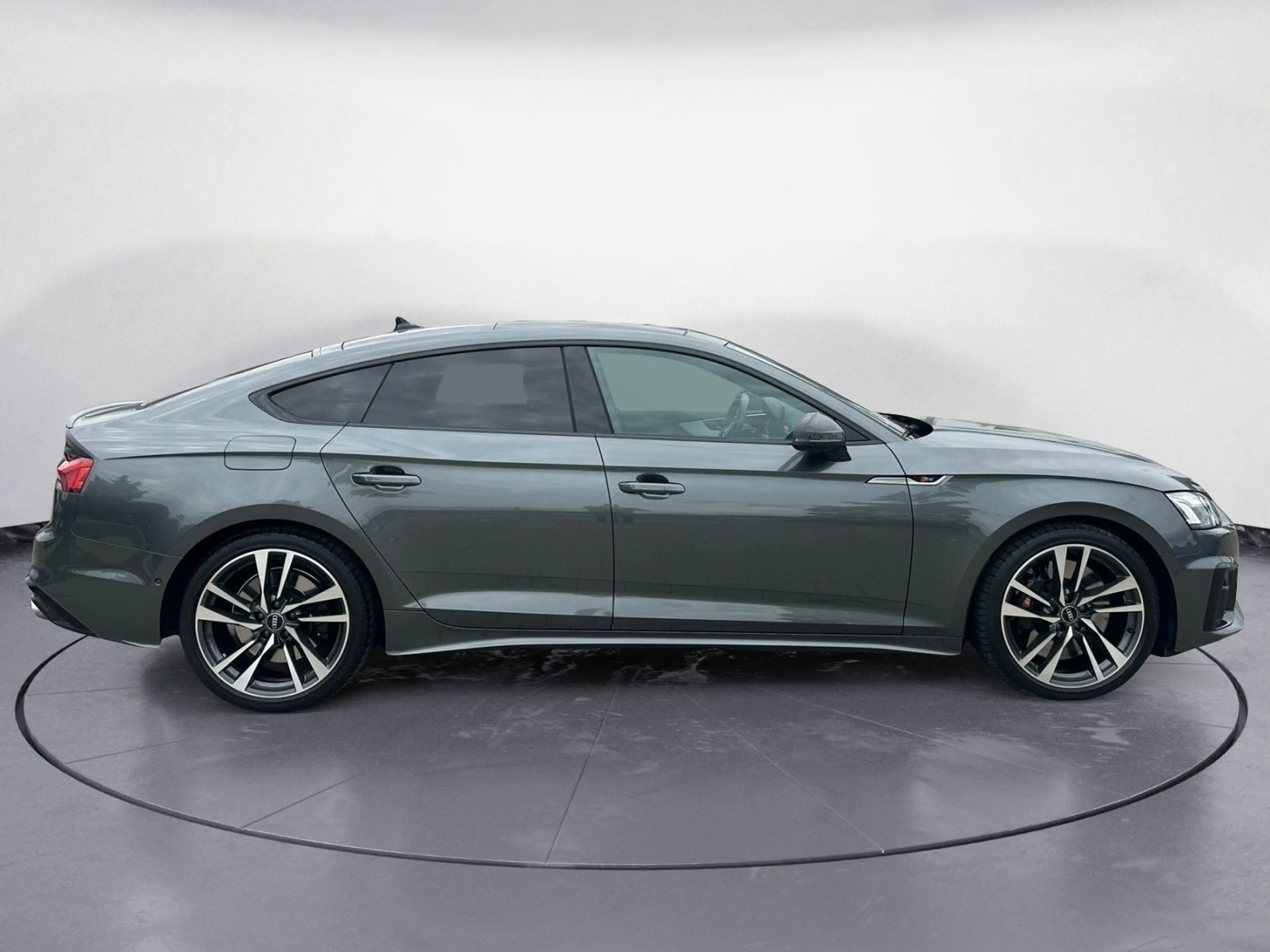 Audi S5 . — photo 6