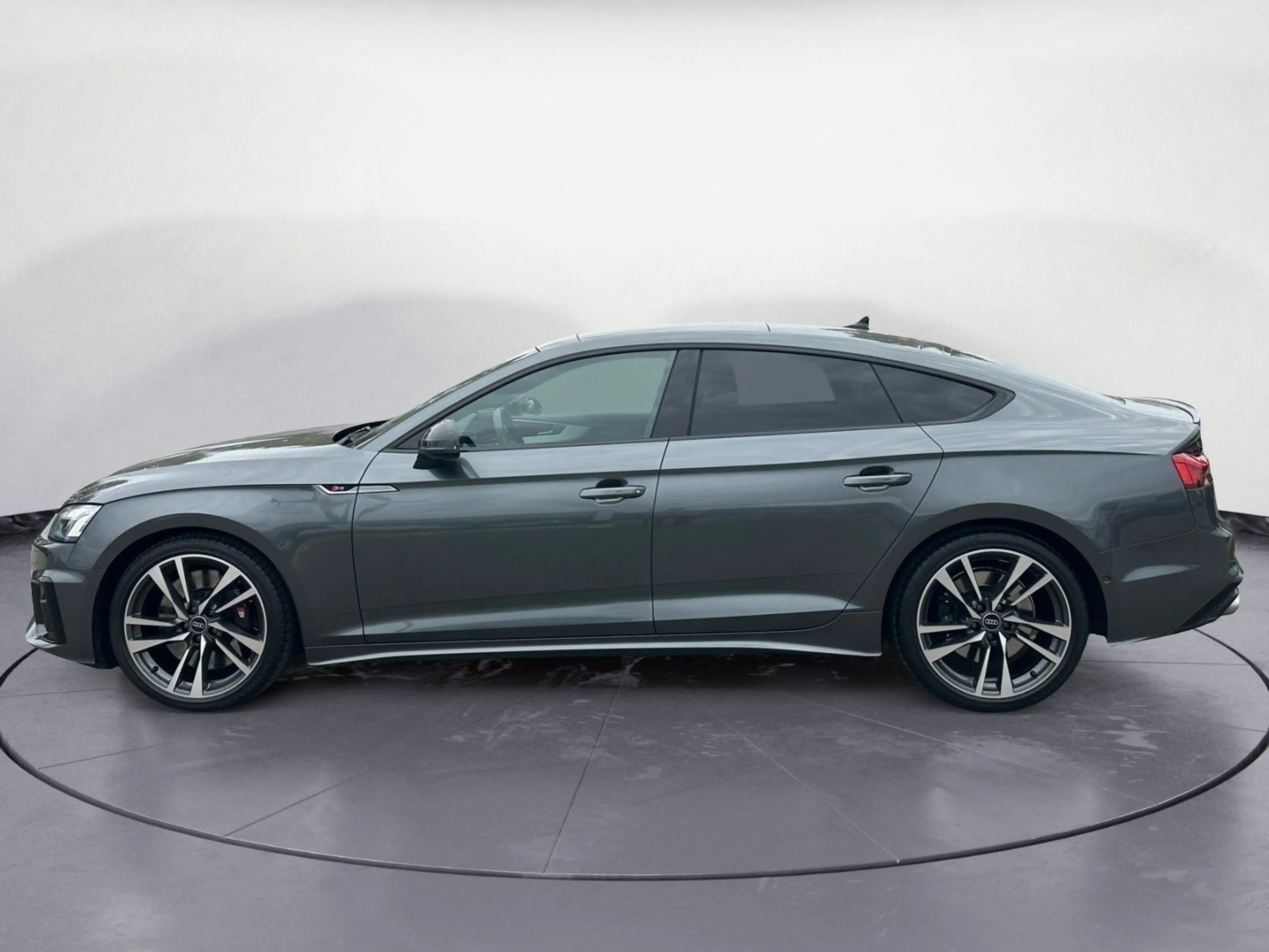 Audi S5 . — photo 3