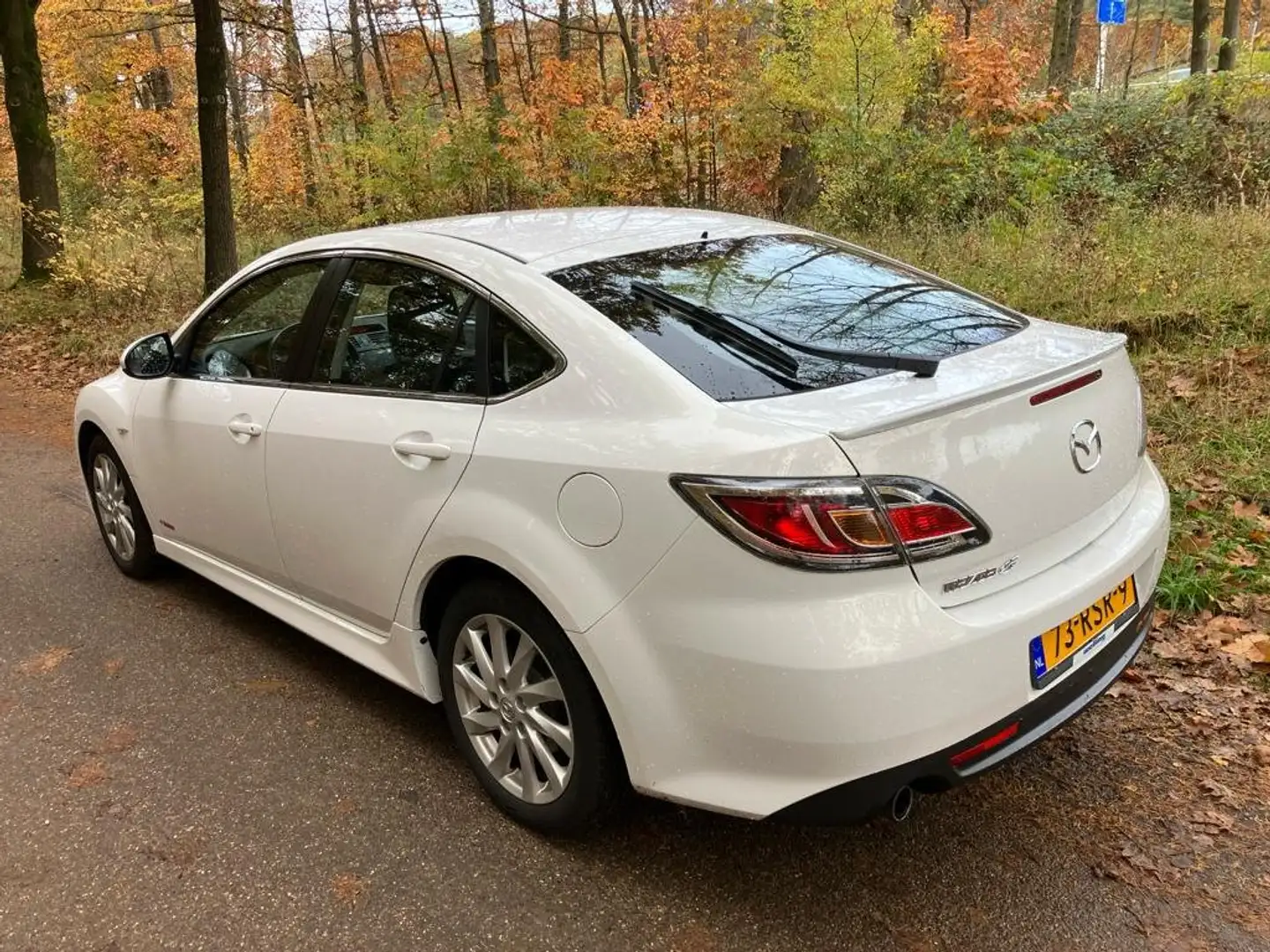 Mazda 6 Hatchback Weiß - 1
