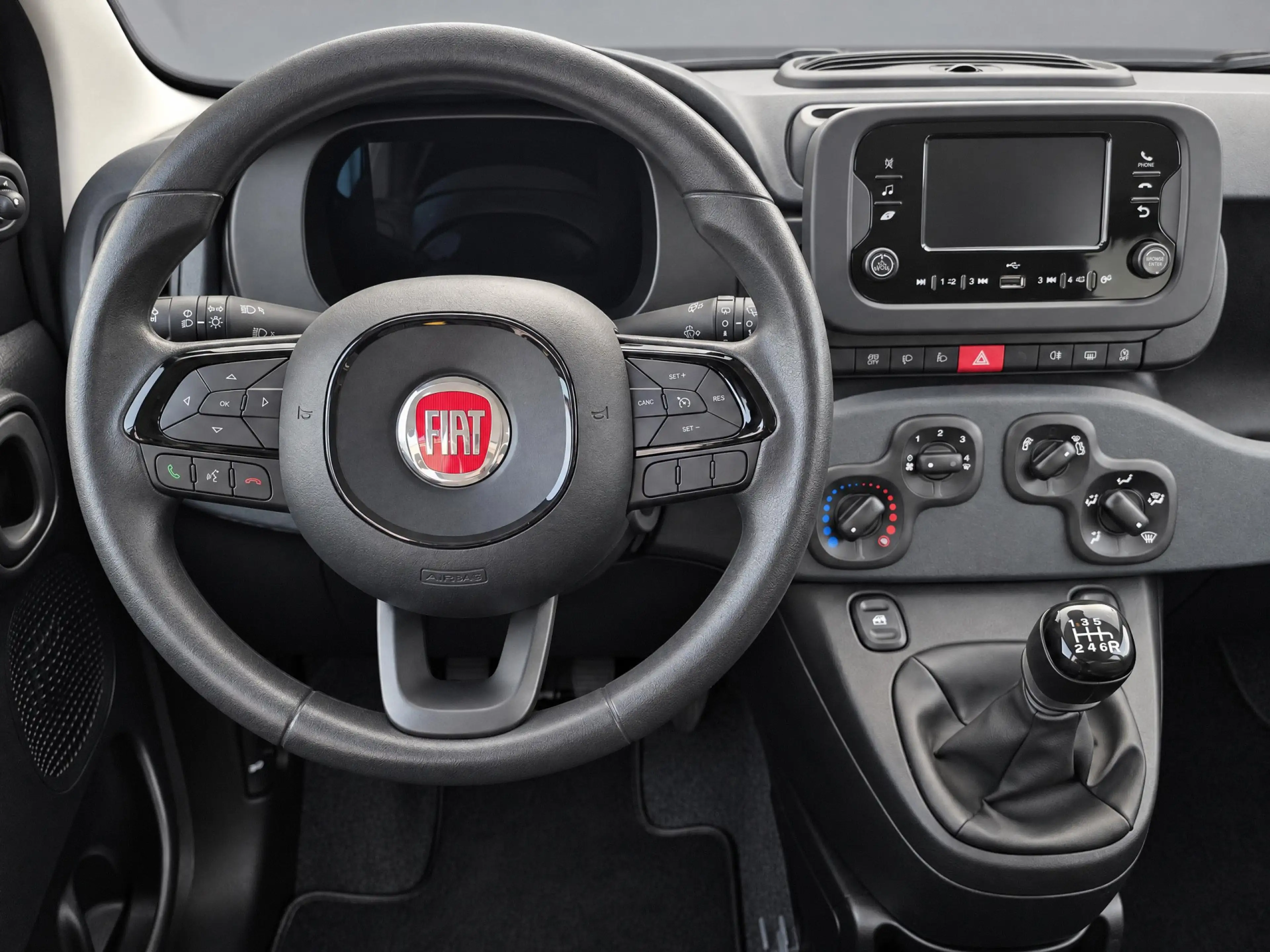 Fiat Panda 1.0 Hybrid City — photo 6