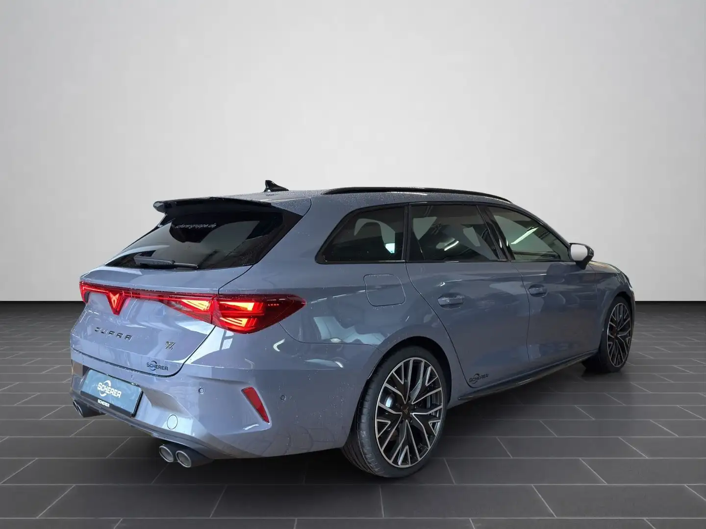 CUPRA Leon Sportstourer VZ 2,0 TSI 333 PS 7-Gang DSG 4 Grau - 2