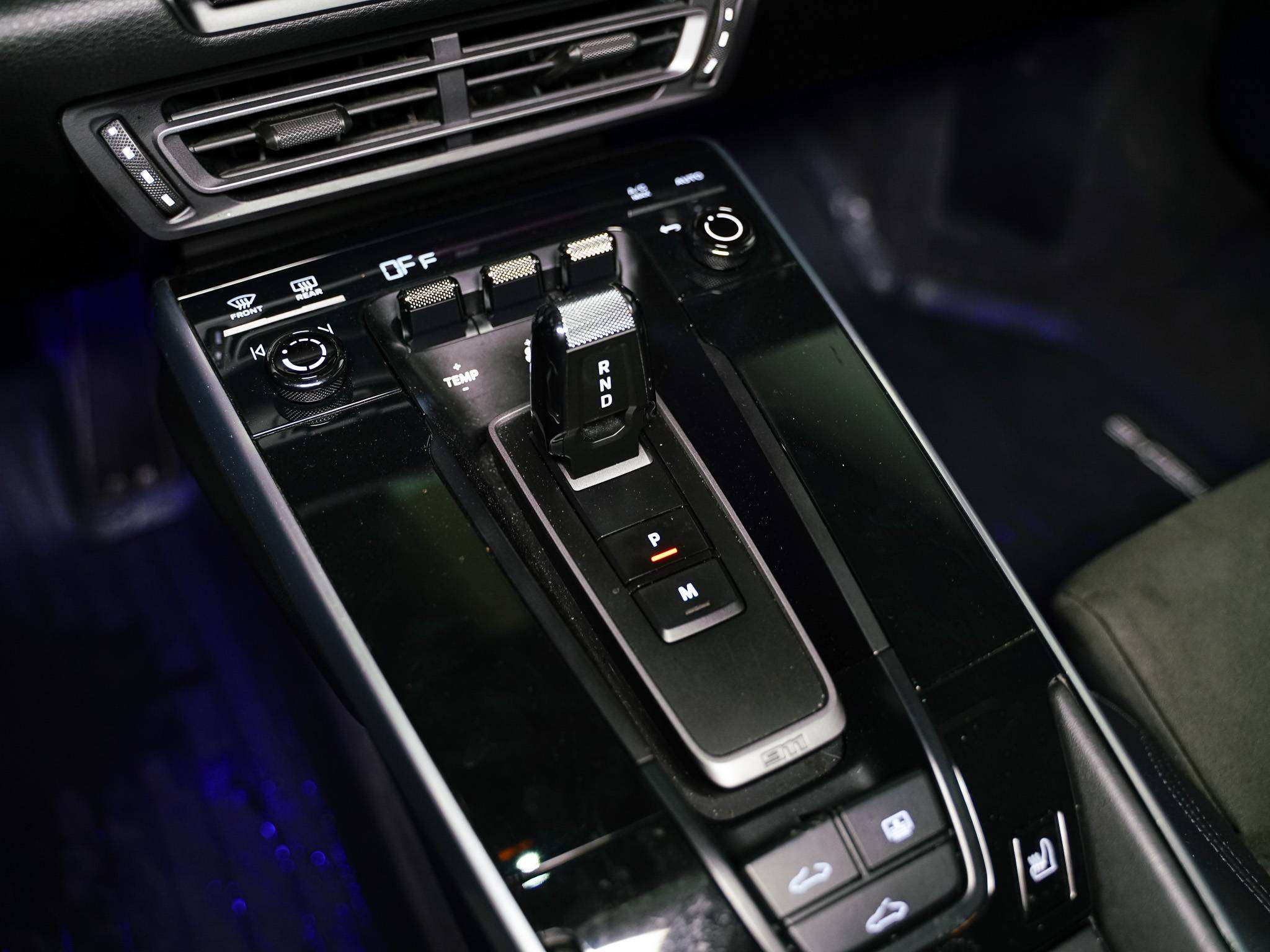 used 2022 Porsche 911 car, priced at $191,900