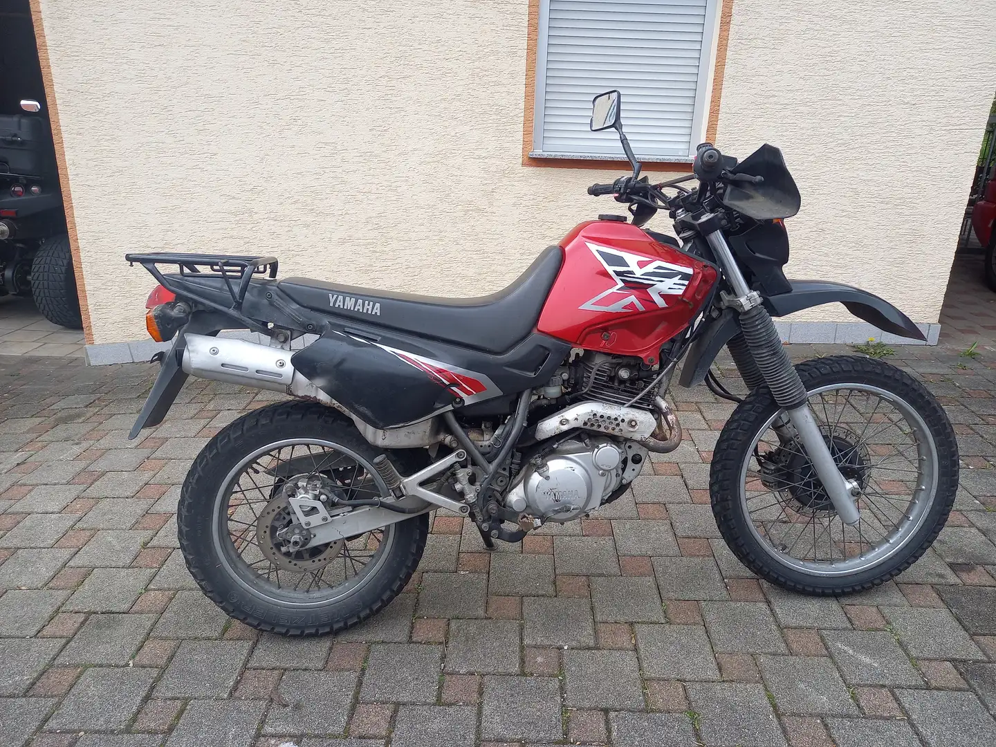 Yamaha XT 600 Červená - 1