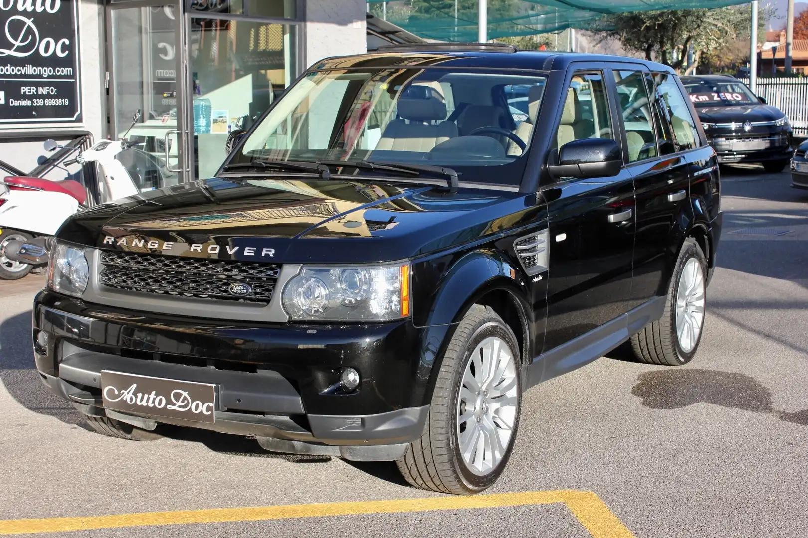 Land Rover Range Rover Sport 3.0 SDV6 HSE - POCHI KM!! Noir - 1