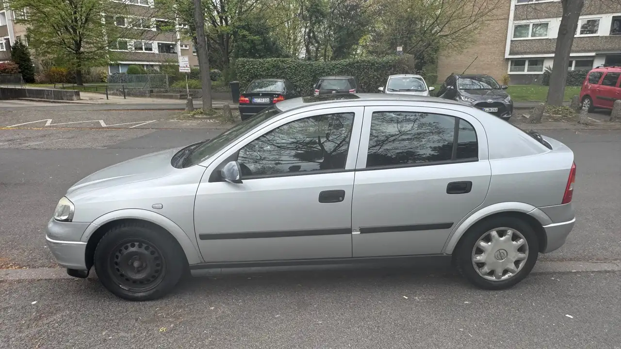 Opel Astra 1.6, foto 11