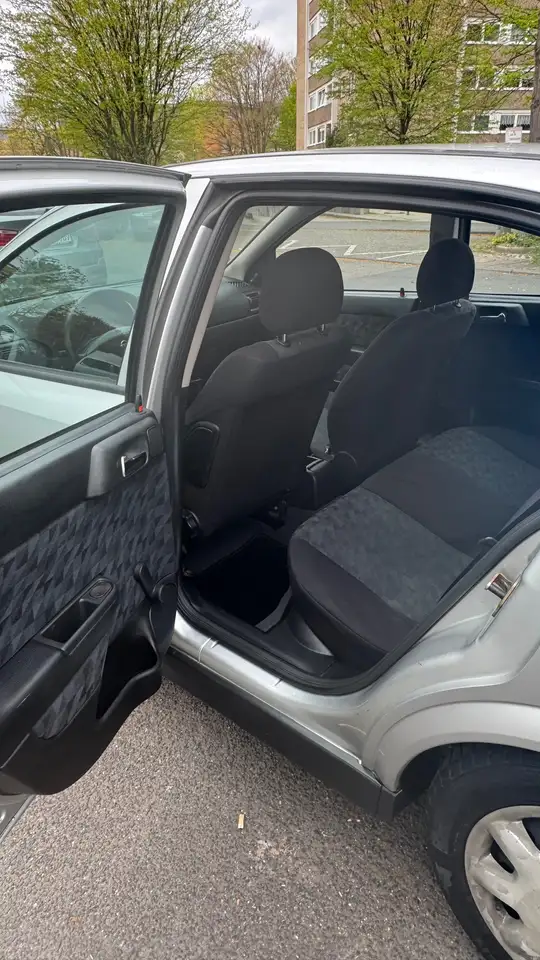 Opel Astra 1.6, foto 7