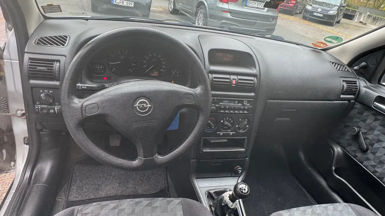 Opel Astra 1.6, foto 8