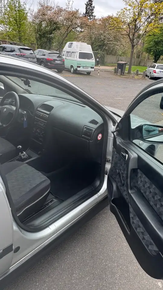 Opel Astra 1.6, foto 4