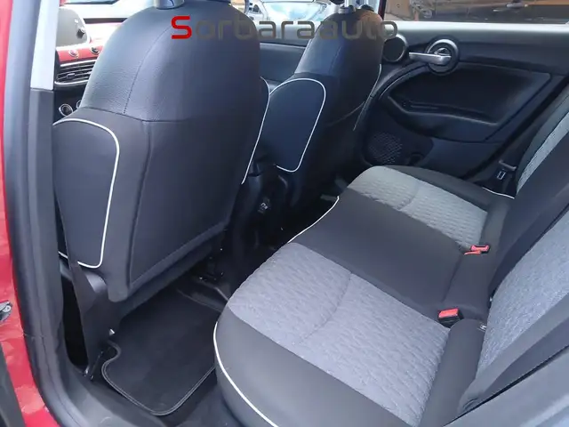 Fiat 500X view 12