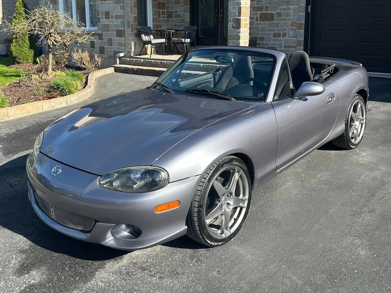 2005 Mazda MX-5 Miata