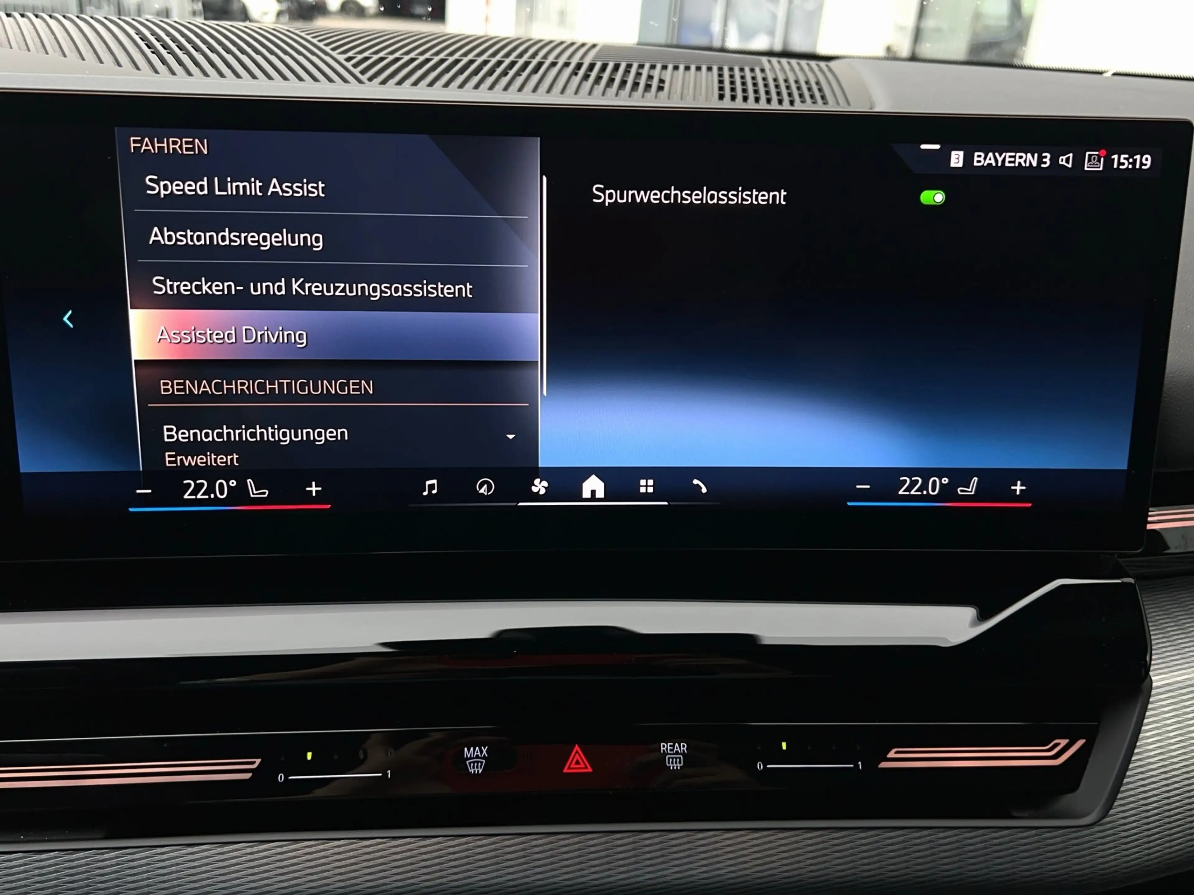 BMW 520 d xDrive Touring M-Pro ACC 360° Sitzbelüft. AHK — photo 13