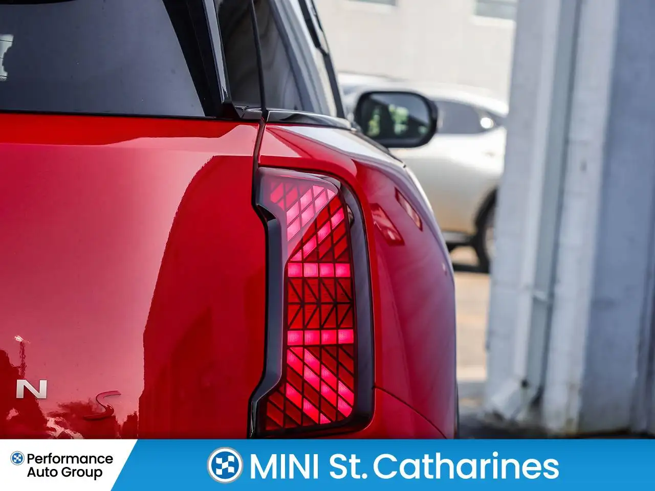 MINI Countryman снимка MINI Countryman