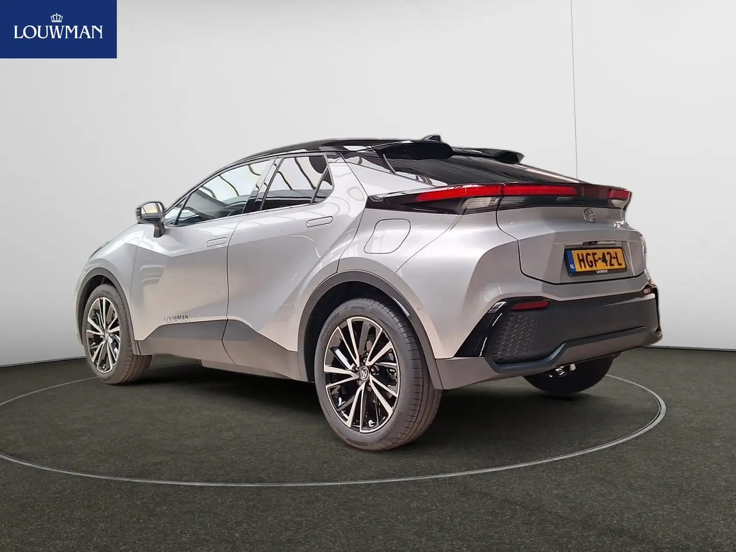 Toyota C-HR 2.0 Plug-in Hybrid 220 Executive Next Generation P Grijs - 2