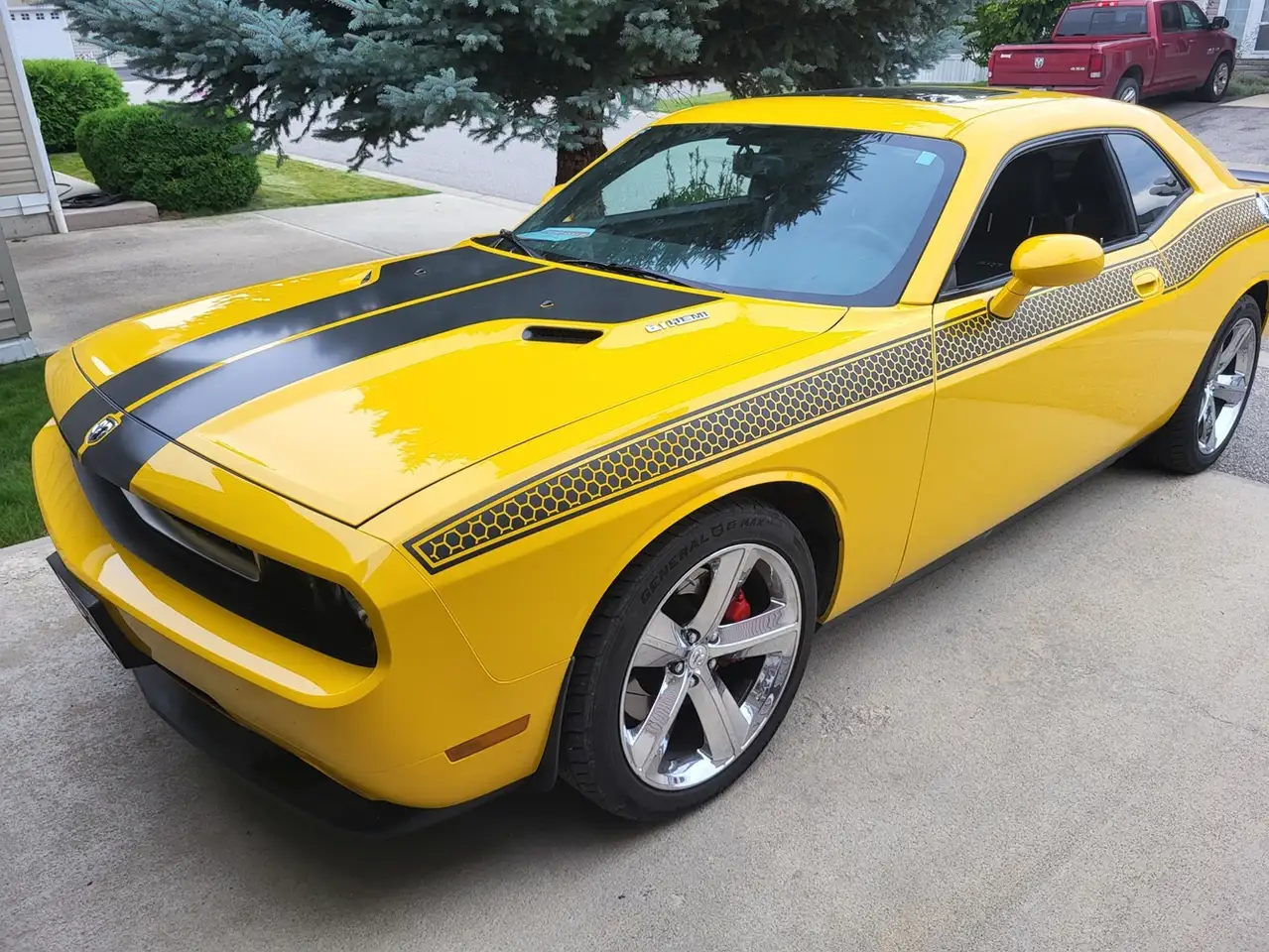Dodge Challenger photo Dodge Challenger