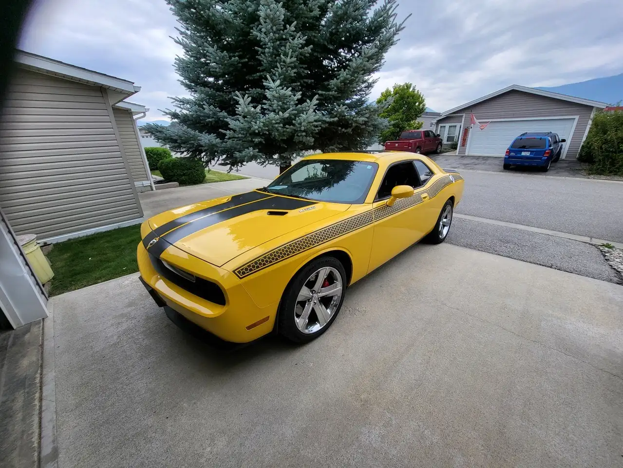 Dodge Challenger photo Dodge Challenger