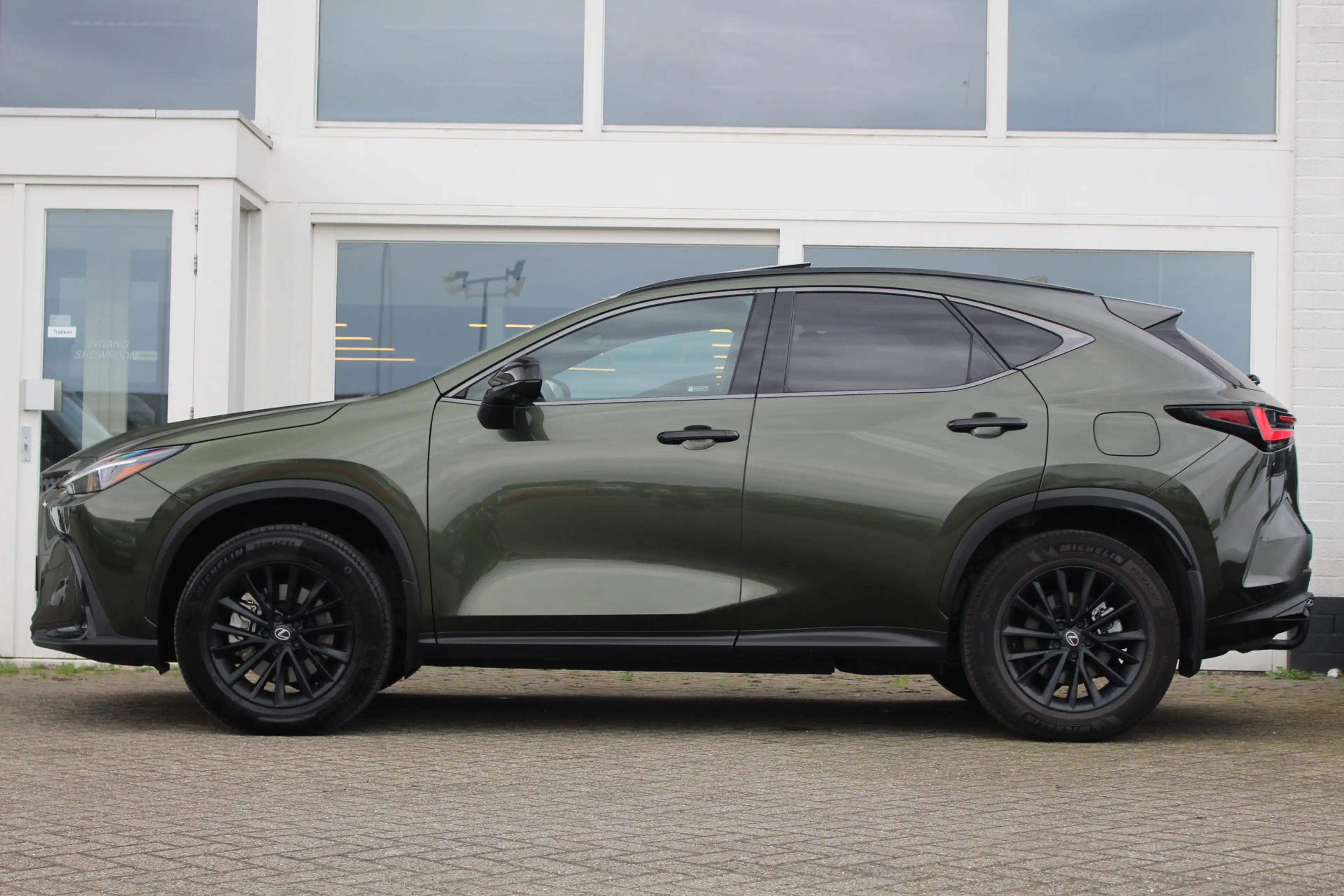 Lexus NX 450h+ AWD Overtrail Line I Plug-in hybrid I Uniek! Panod — photo 13
