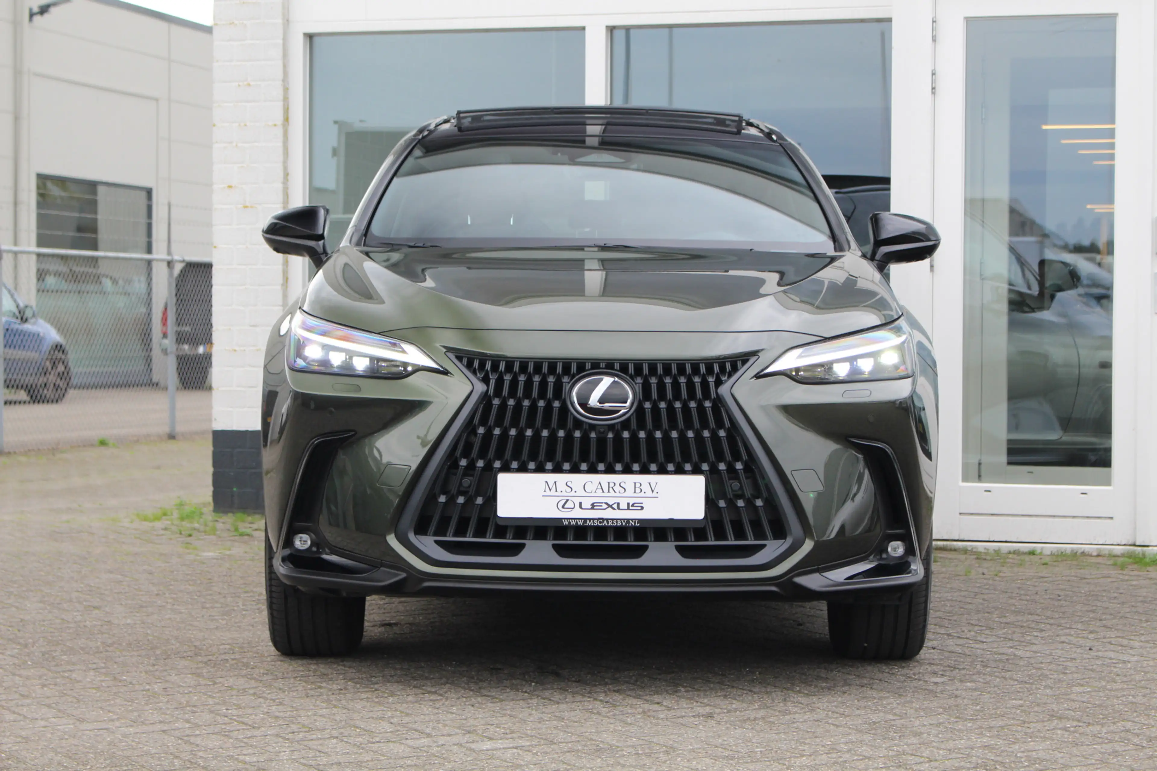 Lexus NX 450h+ AWD Overtrail Line I Plug-in hybrid I Uniek! Panod — photo 3