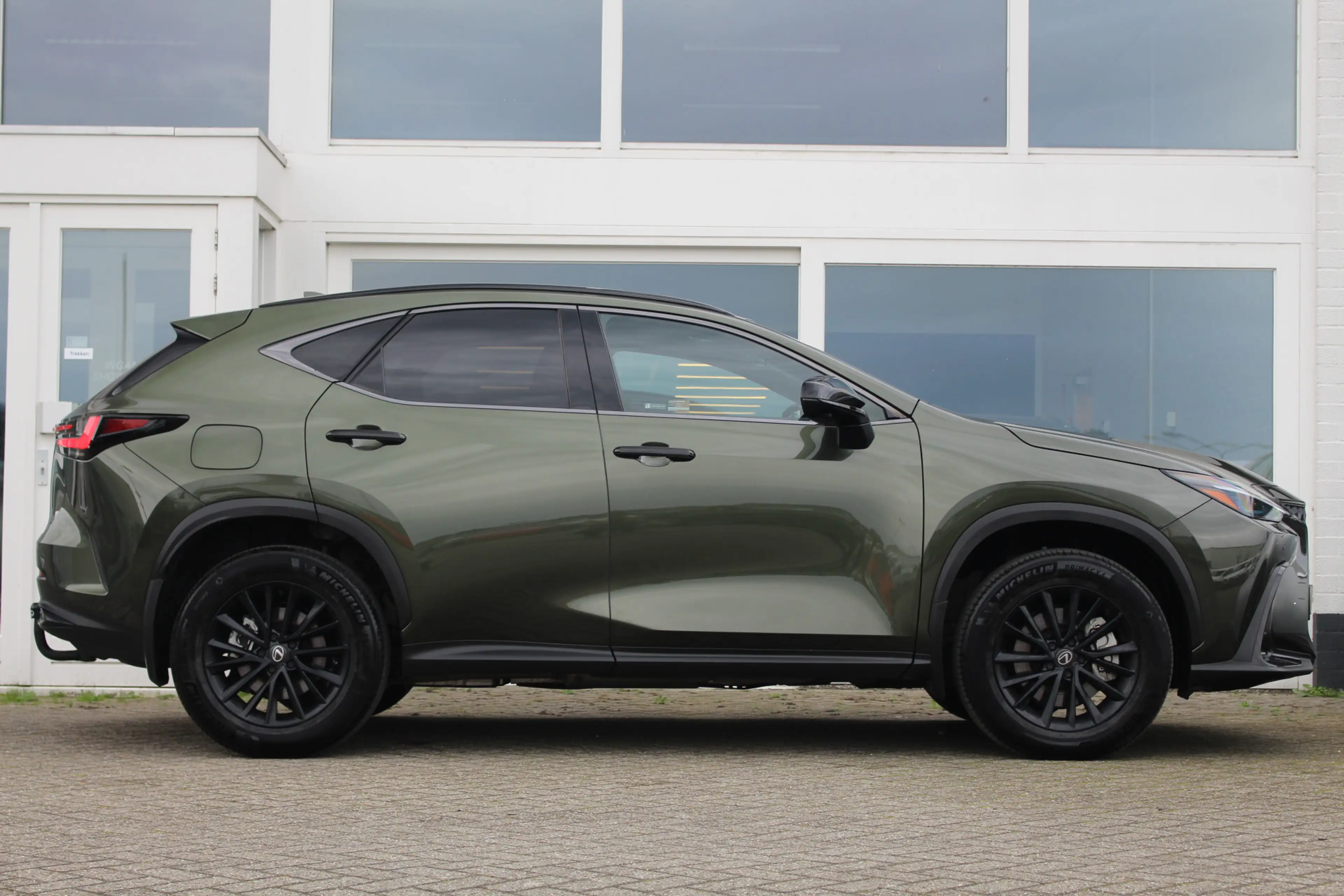 Lexus NX 450h+ AWD Overtrail Line I Plug-in hybrid I Uniek! Panod — photo 12