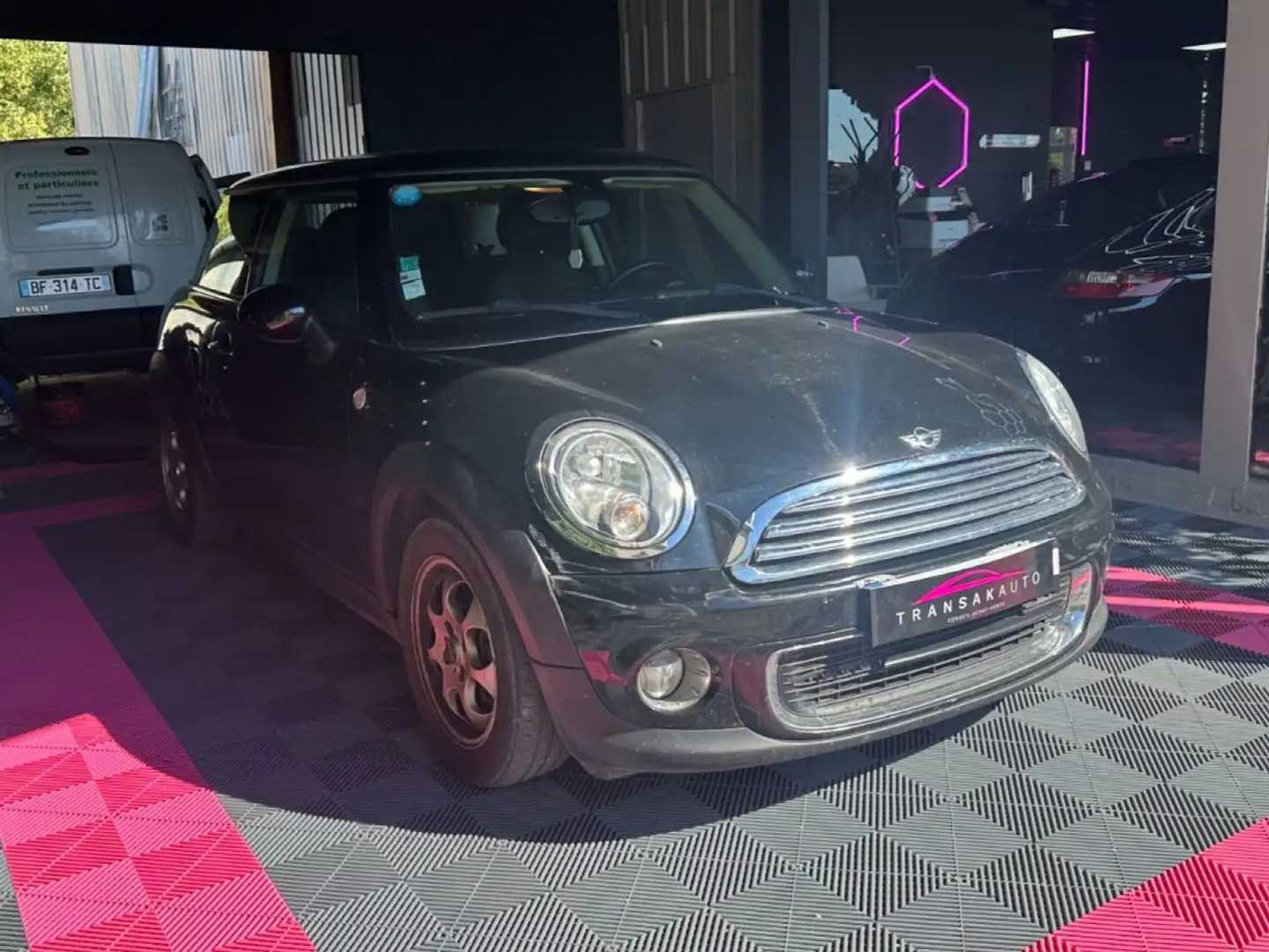 MINI One 2 LCI 1.6 i 98 ch ~ Boîte auto ~ Radio ~ Climatisation ~ Verrouillage centralisé Negro - 2