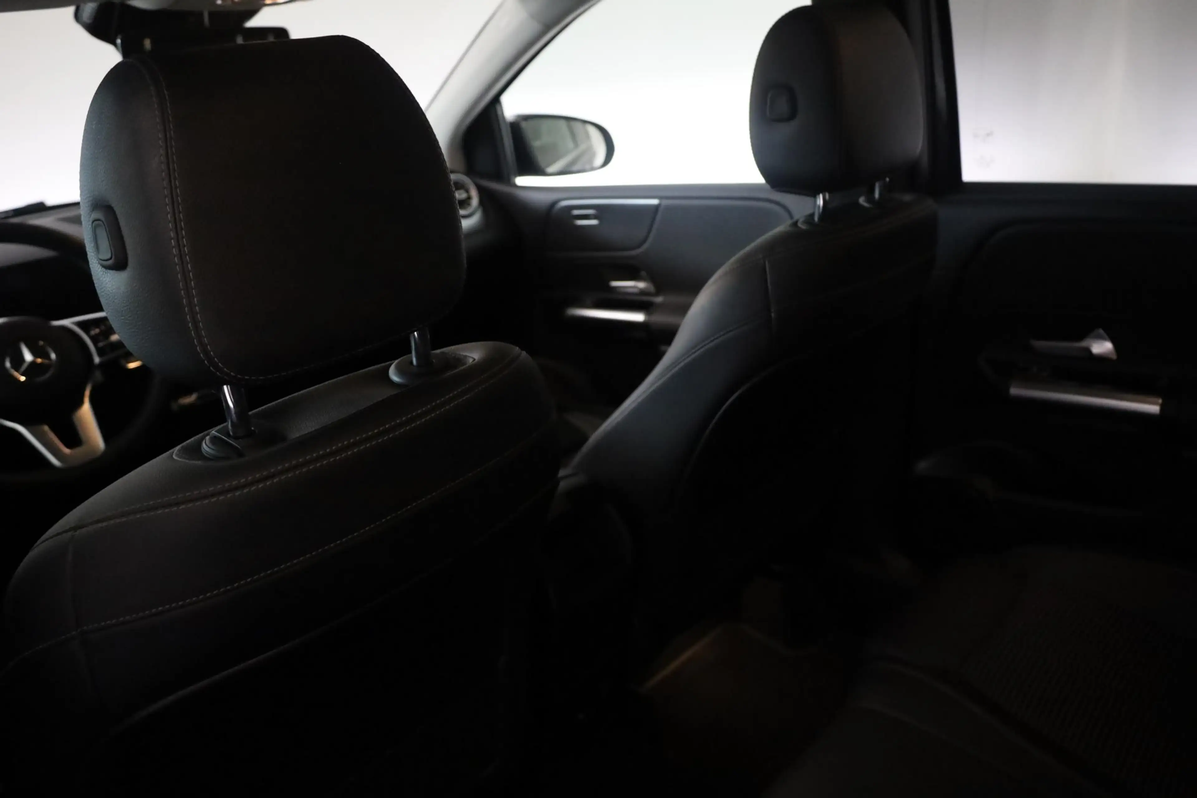 Mercedes-Benz B 250 Premium Plus — photo 15