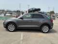 Volkswagen T-Roc 1.0 TSI Advance 81kW Gris - thumbnail 4