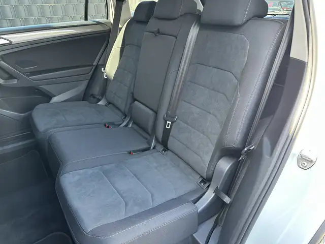 Volkswagen Tiguan Allspace view 10