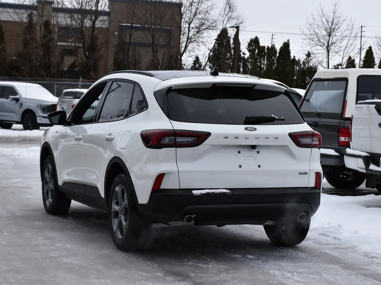Ford Escape снимка Ford Escape