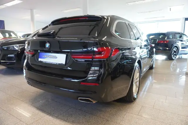 BMW 5 Series view 5