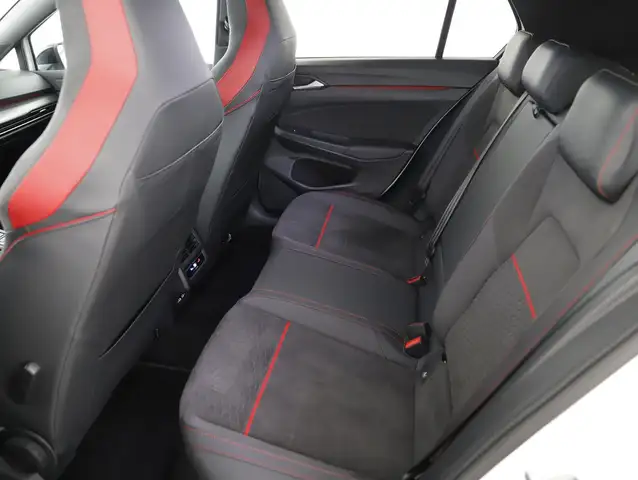Volkswagen Golf view 8