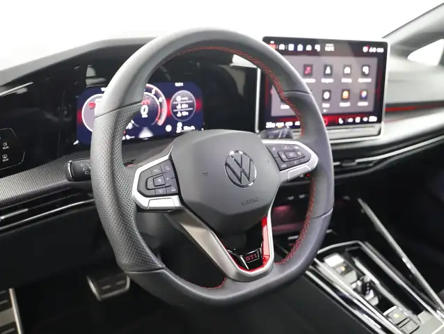 Volkswagen Golf view 10