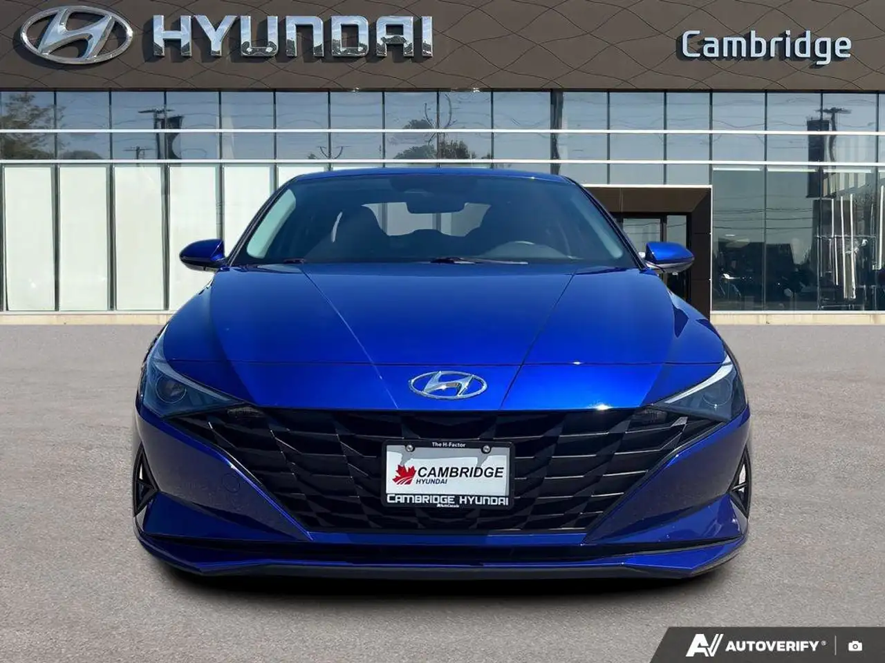 Hyundai ELANTRA снимка Hyundai ELANTRA