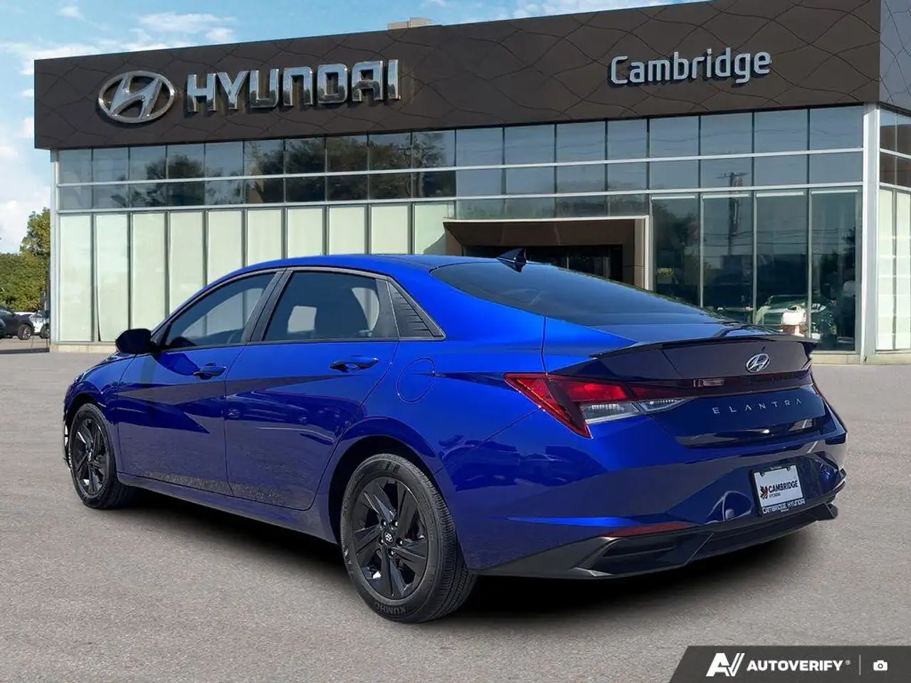 Hyundai ELANTRA снимка Hyundai ELANTRA