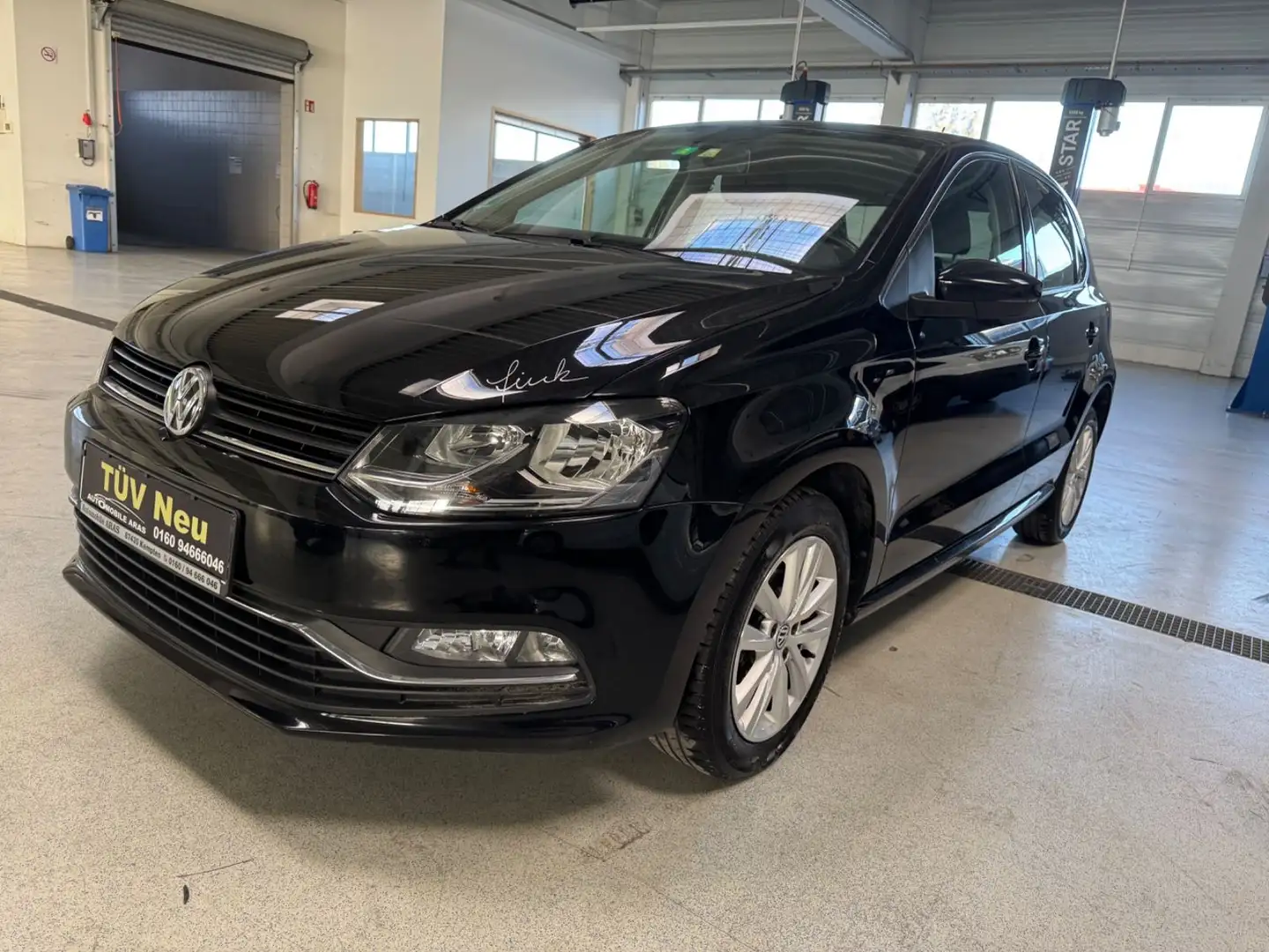 Volkswagen Polo V Comfortline BMT/Start-Stopp 1hand Tüv neu Negro - 1