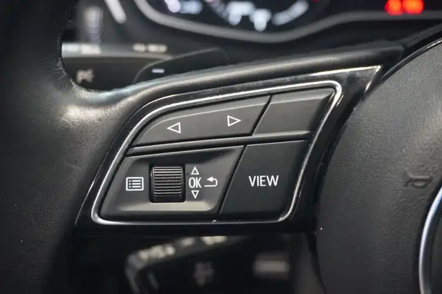 Audi A4 view 12