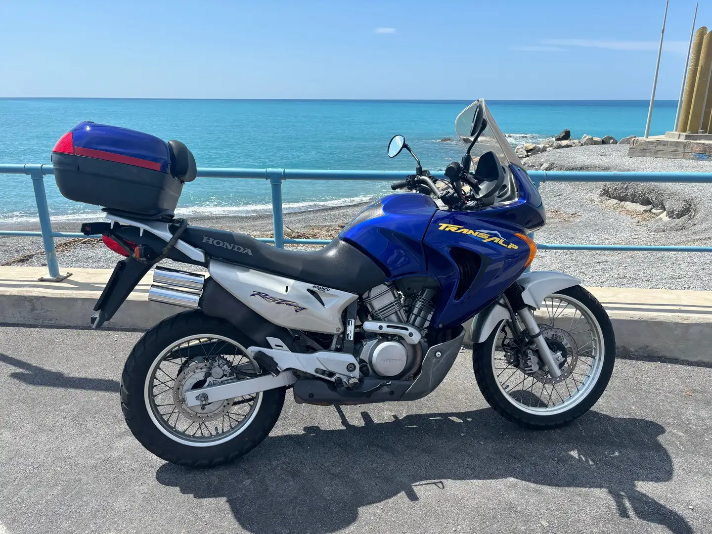 Honda Transalp 2004 Modrá - 1
