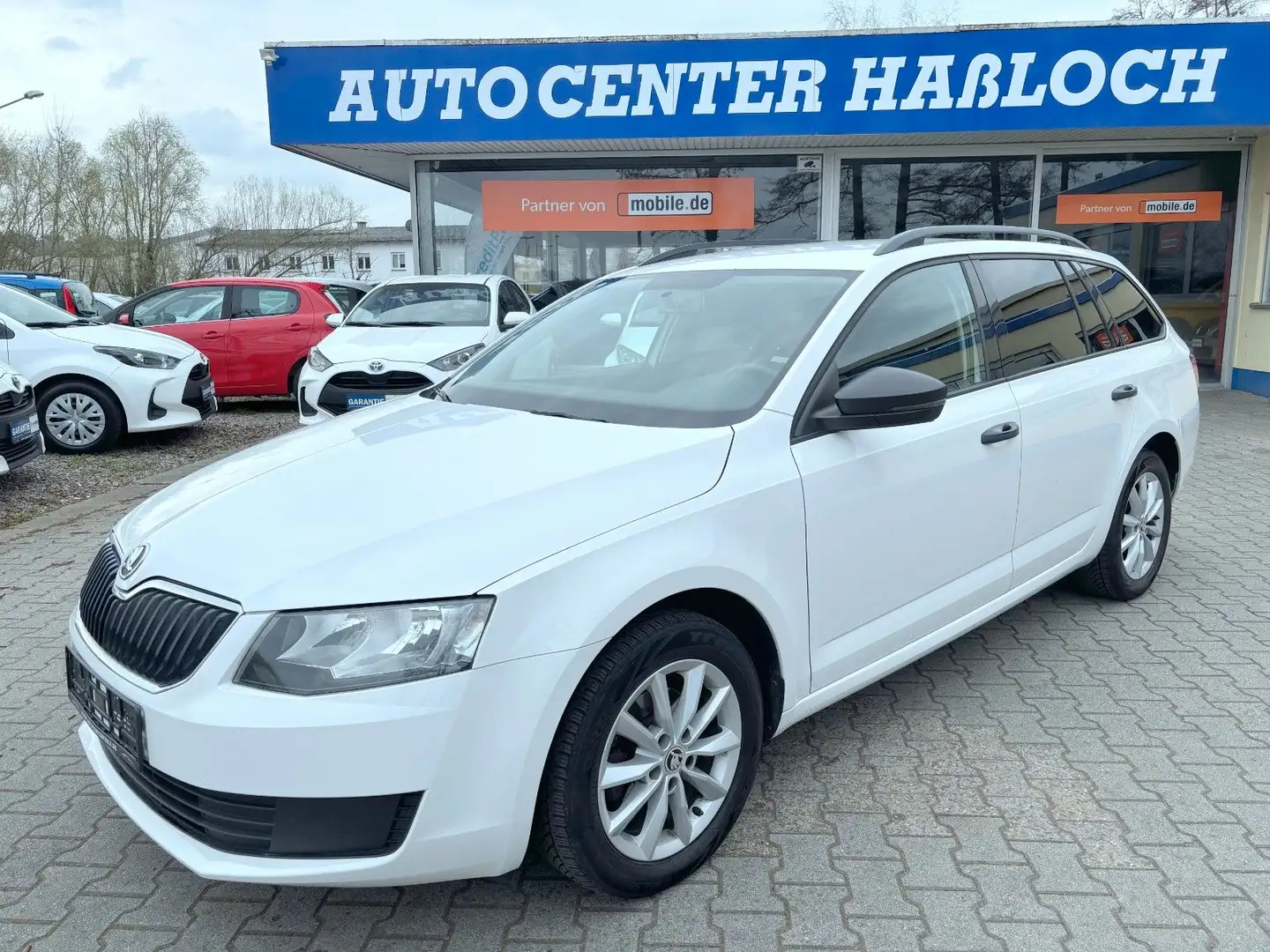 Skoda Octavia Combi Active Wit - 1