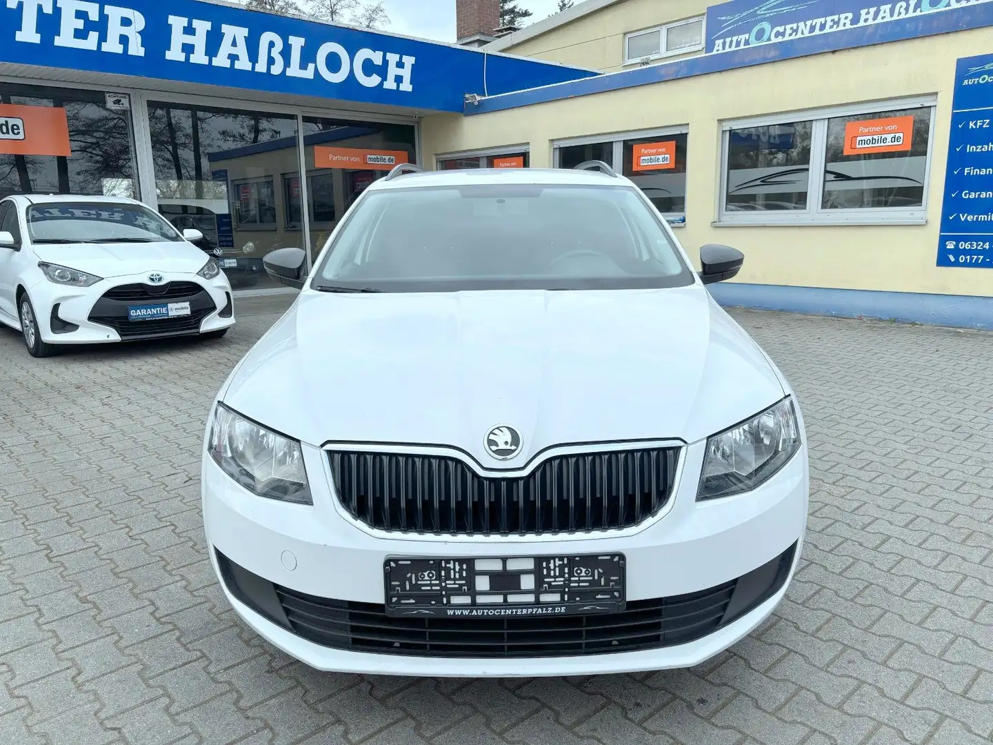 Skoda Octavia Combi Active Wit - 2