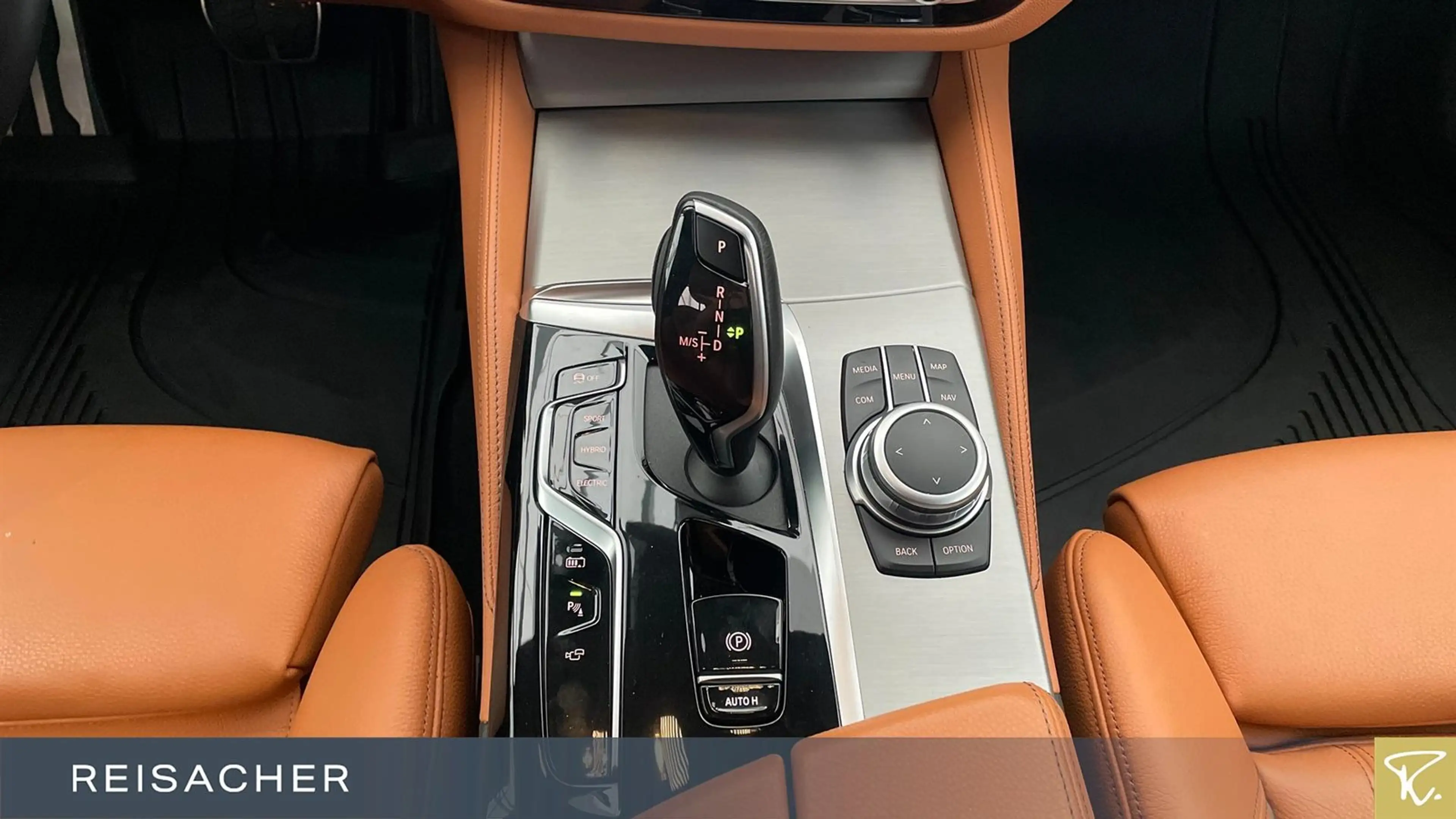 BMW 545 e A xDrive M-Sport AHK LCPro ACC 360° HUD 18" — photo 11