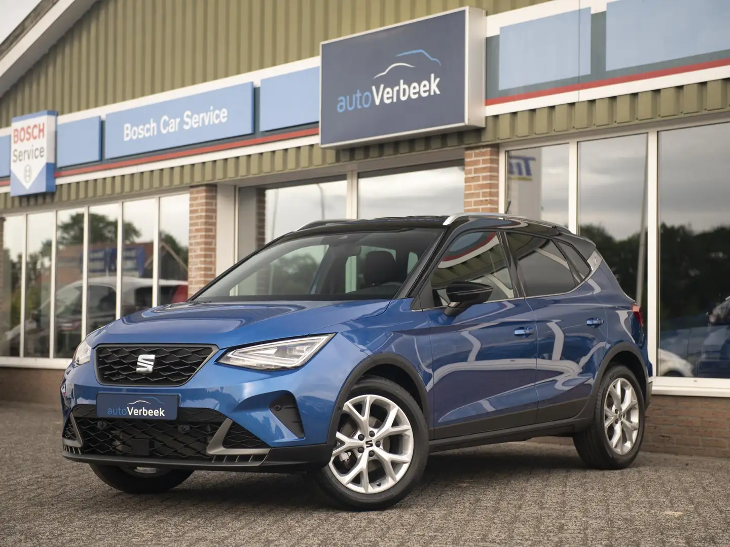 SEAT Arona 1.0 EcoTSI 116pk FR DSG | Full LED | Keyless | Par Blauw - 1