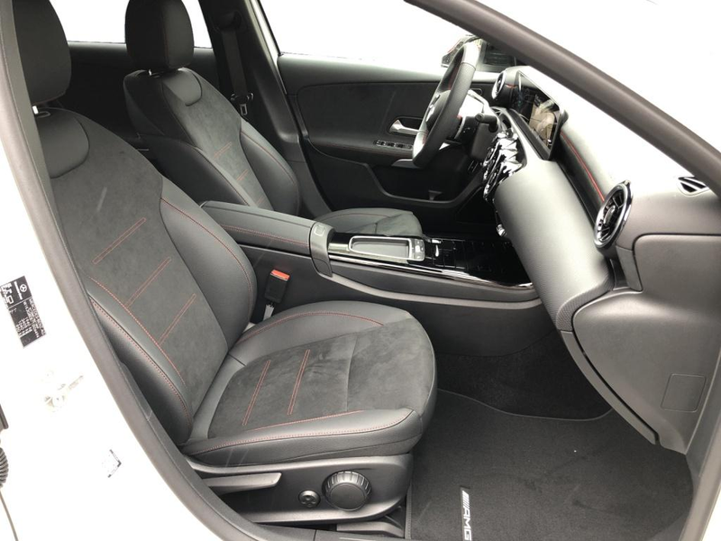 Mercedes-Benz A 180 Limousine AMG+MBUX+Night+Wide+Cam+LED+Navi — photo 4