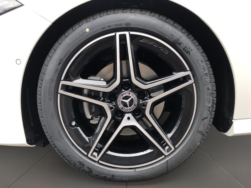 Mercedes-Benz A 180 Limousine AMG+MBUX+Night+Wide+Cam+LED+Navi — photo 9