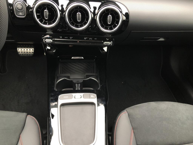 Mercedes-Benz A 180 Limousine AMG+MBUX+Night+Wide+Cam+LED+Navi — photo 14