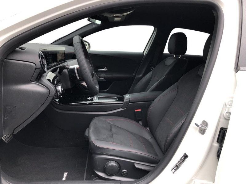 Mercedes-Benz A 180 Limousine AMG+MBUX+Night+Wide+Cam+LED+Navi — photo 6