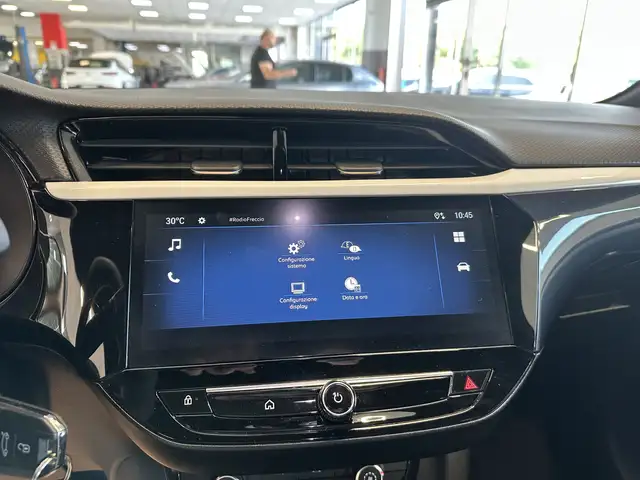 Opel Corsa view 13