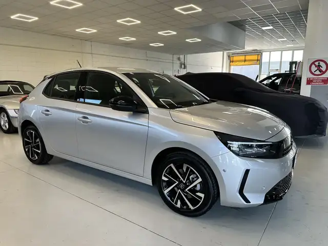 Opel Corsa view 2