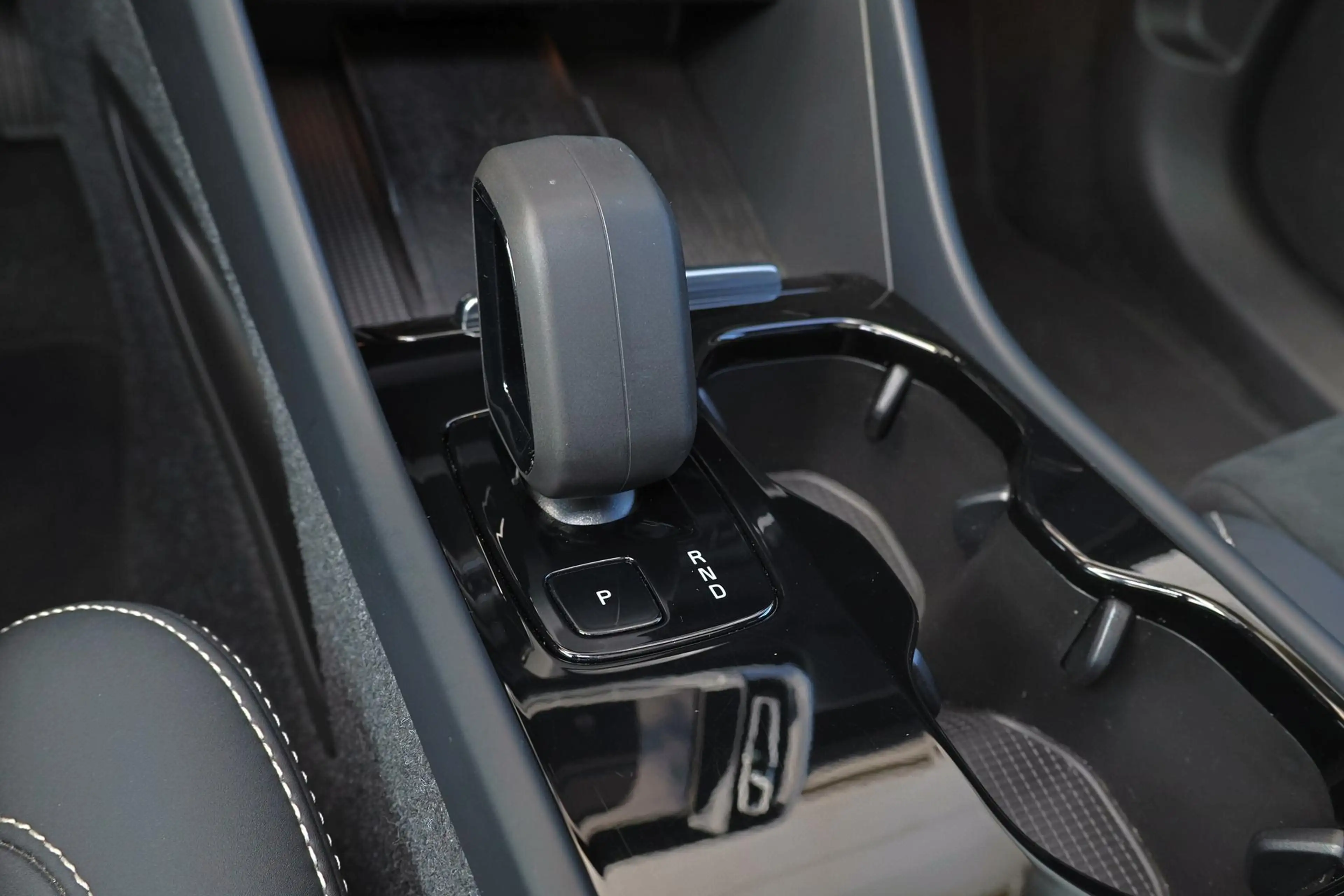 Volvo C40 Extended Range Plus 82 kWh - Panoramadak - Intelli — photo 11