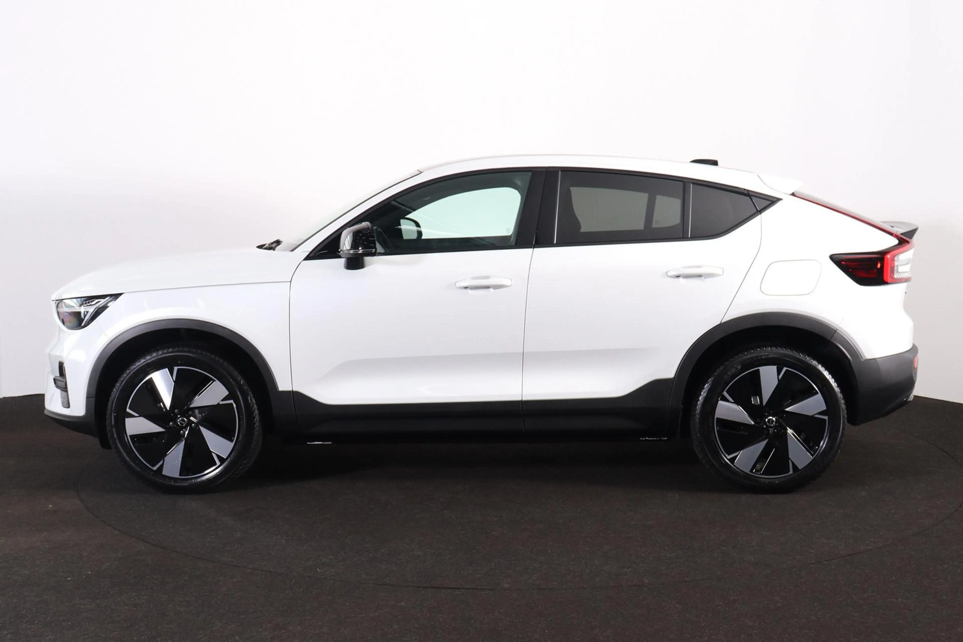 Volvo C40 Extended Range Plus 82 kWh - Panoramadak - Intelli — photo 3